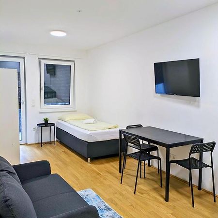 Vienna'S Danube Apartments Buitenkant foto