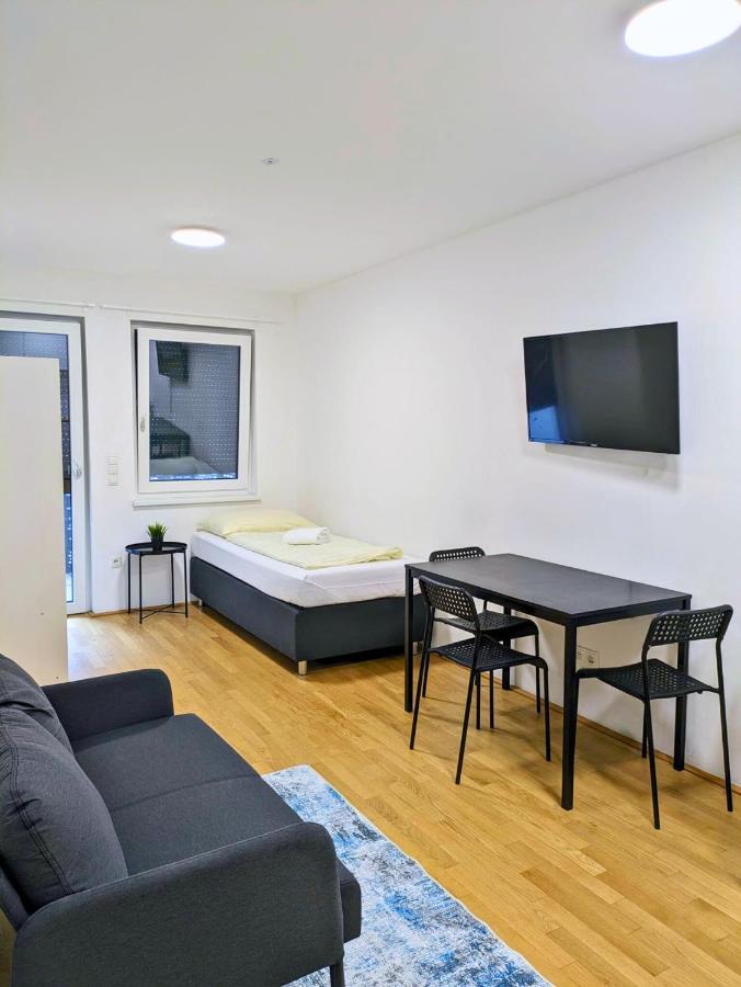 Vienna'S Danube Apartments Buitenkant foto